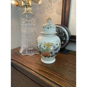 Vintage Japanese 6.5" Ginger Jar Hand Painted Peacocks Gold Trim Stamped